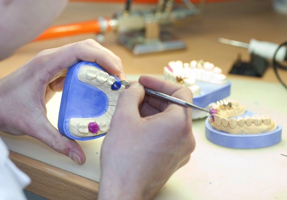 Dental Laboratory Technology (DDLT) Course