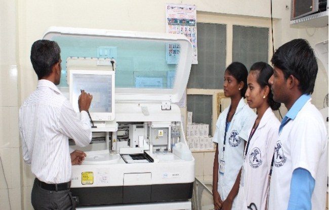 Medical Laboratory Technology (DMLT) Course